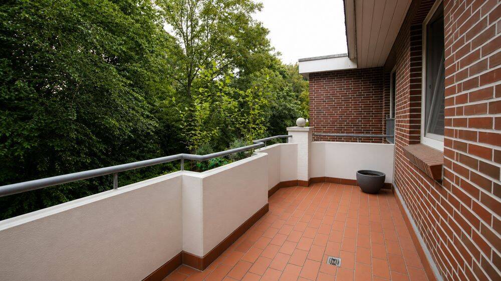 Dachgeschosswohnung mit Balkon und Pkw-Stellplatz in Westerstede – zentrale Wohnlage – 26655 Westerstede – Vorschaubild 9