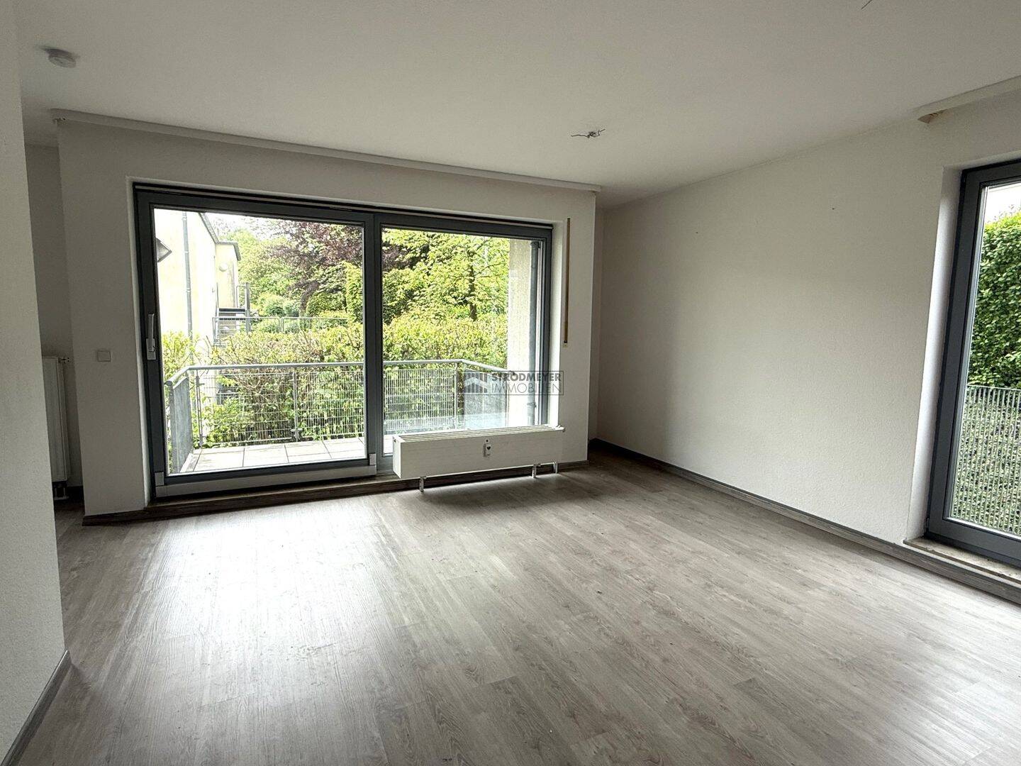 Bj. 2000: Gemütliche Wohnung mit Balkon und Garage auf Erbpachtgrundstück!, 58119 Hagen (Hohenlimburg)