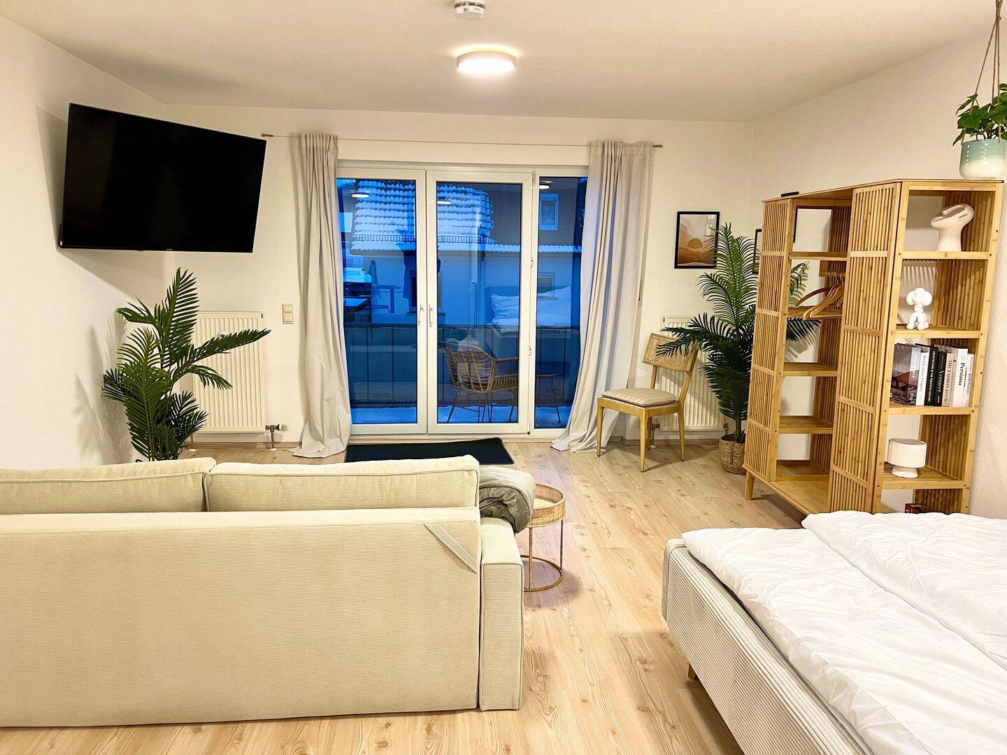 ?? ??Utilities included, FURNISHED, balcony, double bed, sofa bed, Netflix, kitchen & parking space, 61381 Friedrichsdorf