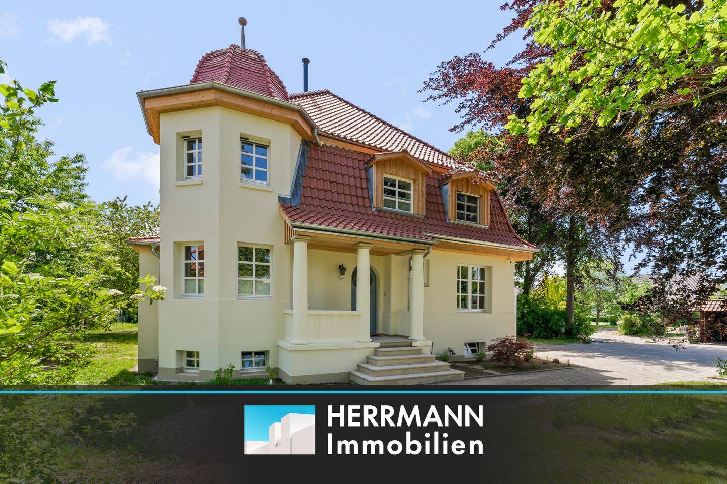 Kernsanierte Landhausvilla auf einem Traumgrundstück mit freiem Blick, 31832 Springe