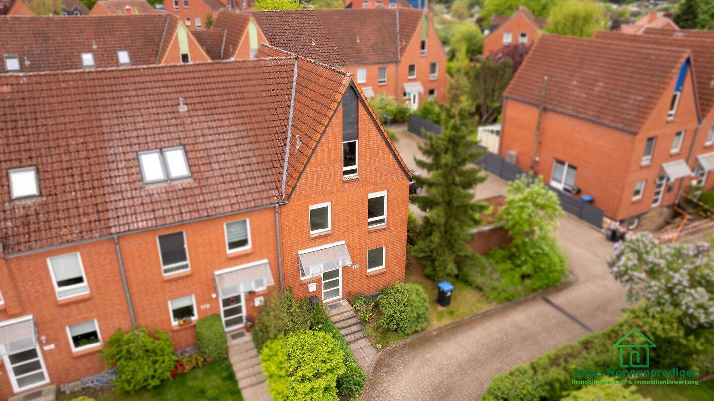 Reihenendhaus mit Garten u. Stellplatz – für den Käufer provisionsfrei, 19063 Schwerin (Großer Dreesch Mueß Mueßer Holz Neu Zippendorf Zippendorf)