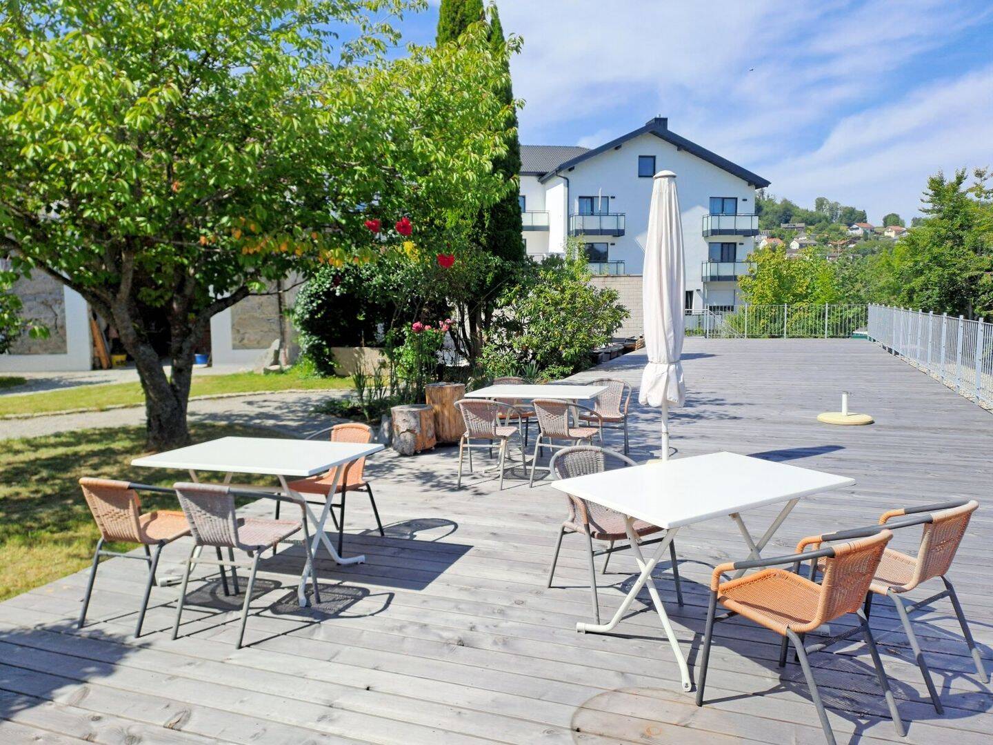 ++ MODERNES DESIGN MIT ZEITLOSER ELEGANZ ++ URBANES WOHNERLEBNIS MIT WELLNESS ++ ERSTBEZUG NACH KERNSANIERUNG ++, 94513 Schönberg