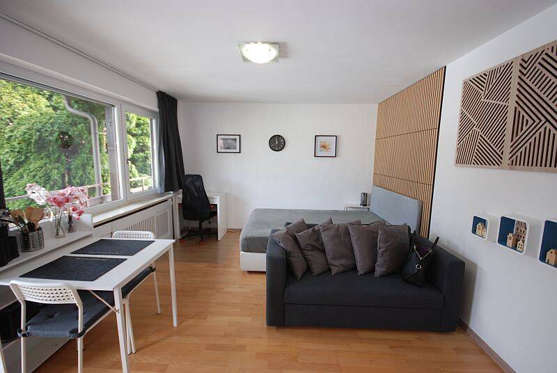 Möblierte und ausgestattete Ein-Raum-Wohnung in zentrumsnaher Lage von Bad Reichenhall, 83435 Bad Reichenhall