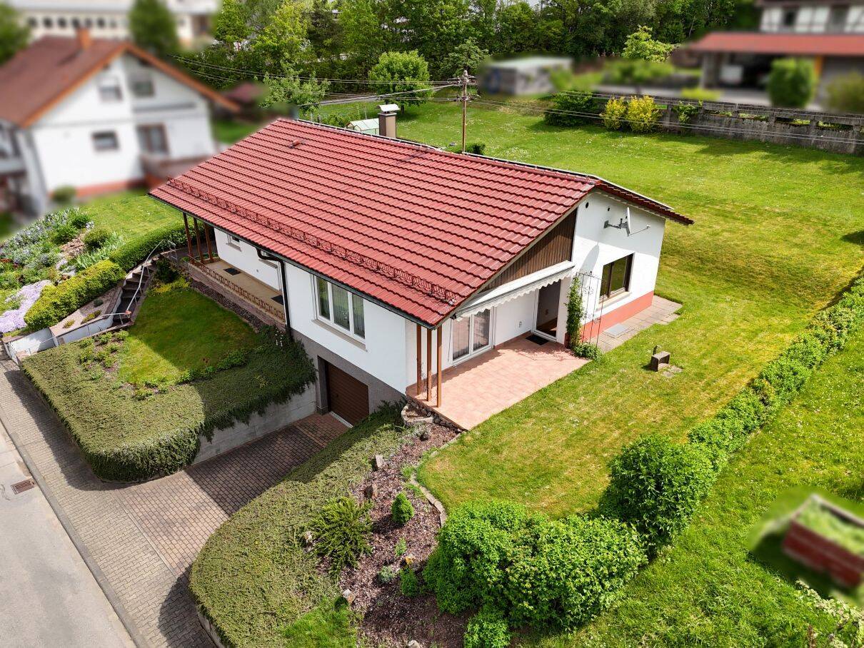Bungalow auf sonnenverwöhntem Grundstück in ruhiger Lage  in Rittersbach, 74834 Elztal