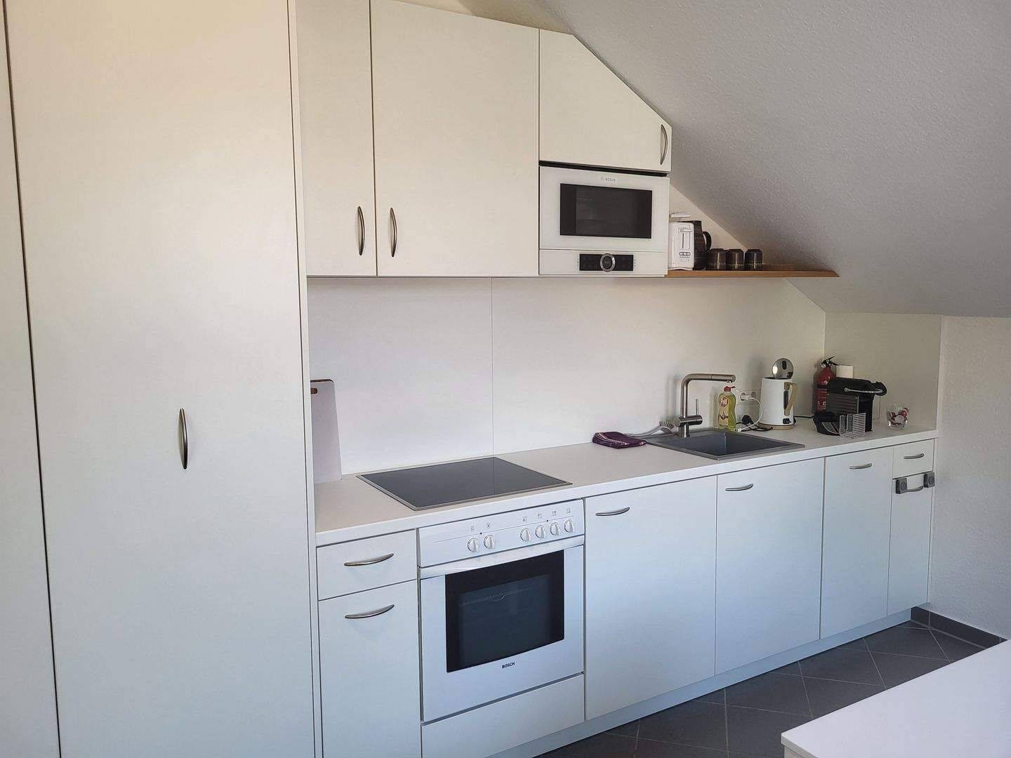 CORDULA IMMOBILIEN  – elegante möblierte 2 Raumwohnung mit Balkon zwischen Erfurt und Weimar CORDULA 1215, 99428 Grammetal (Nohra)