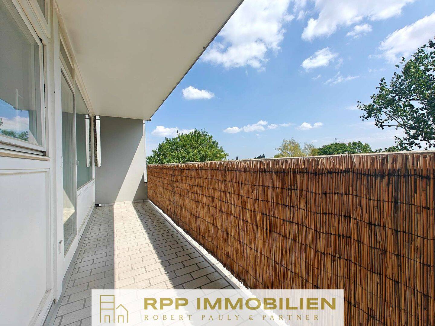 Wohnen im Münchner Süden: Gepflegtes 1-Zi.-Apartment mit sonnigem Südost-Balkon, 81477 München (Thalk. Obersendl.-Forsten-Fürstenr.-Solln)