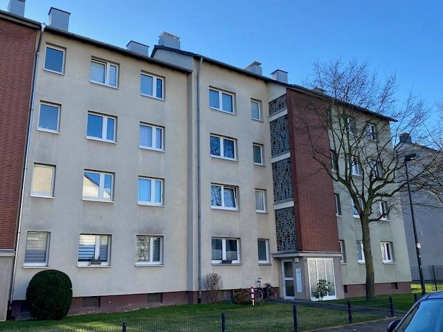 LEER WERDENDE 3 ZIMMER WOHNUNG MIT SÜDBALKON!, 40472 Düsseldorf (Hubbelrath Lichtenbroich Rath Unterrath)