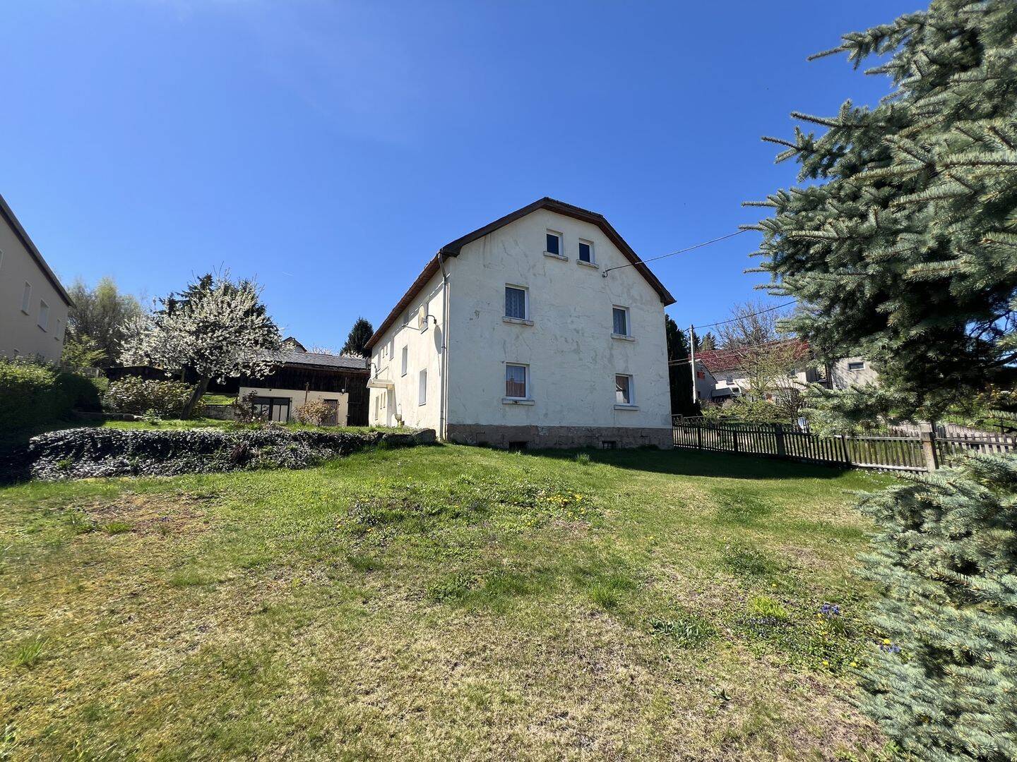 SANIERUNGSOBJEKT IN SCHÖNER LAGE, 1728 Bannewitz
