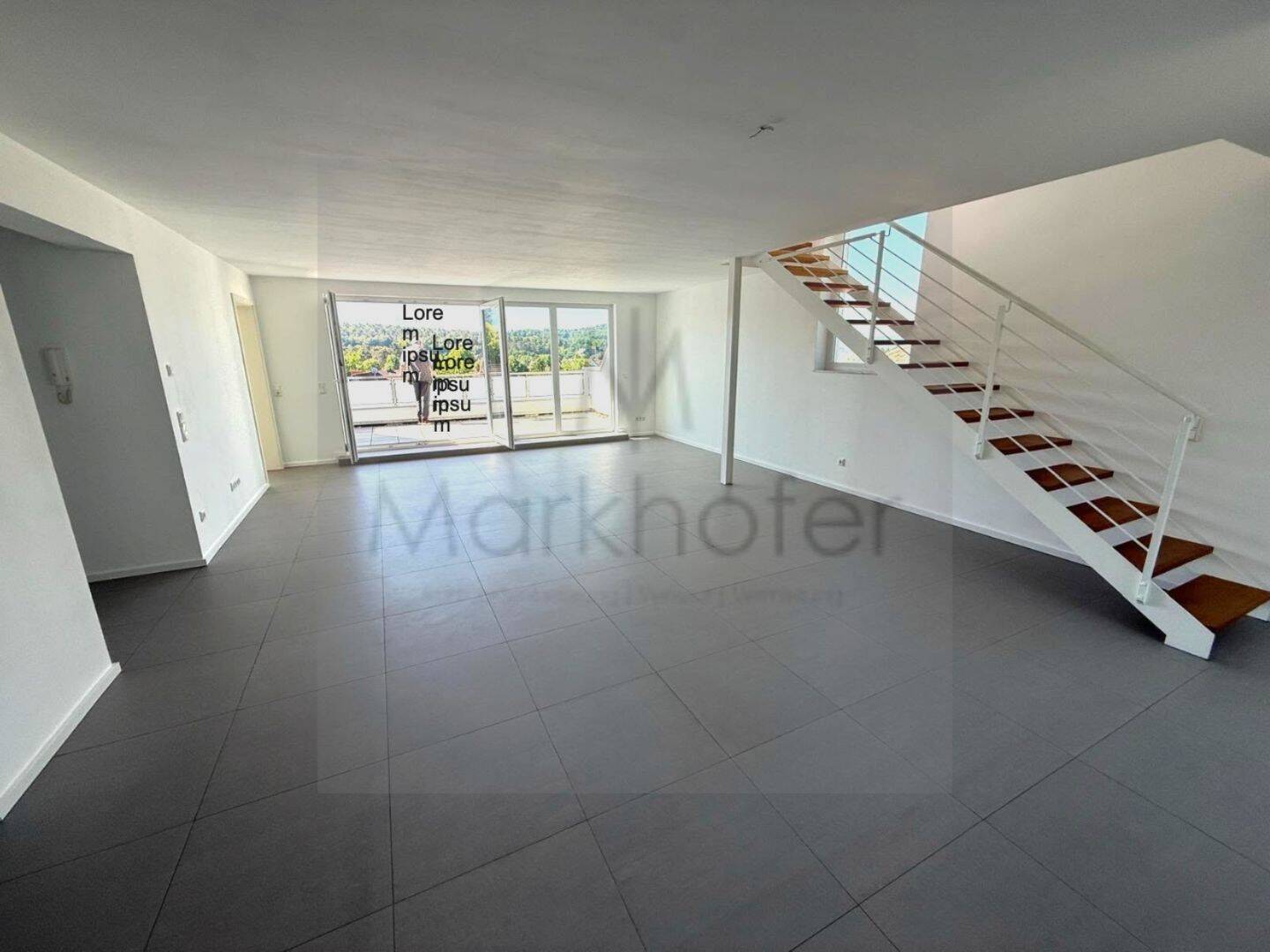 Exclusive Penthouse-Maisonette mit traumhaften Fernblick in begehrter Bestlage von Homburg, 66424 Homburg