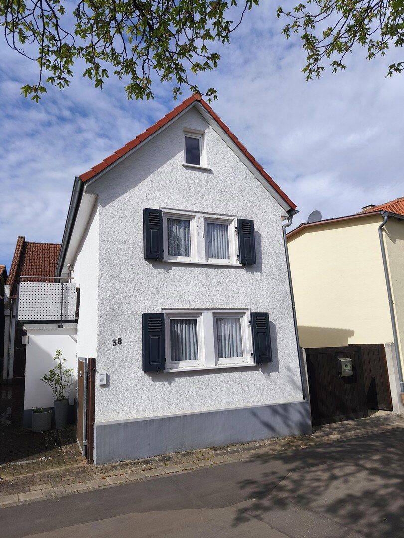Charmantes Einfamilienhaus mit Scheune und Nebenräumen im Herzen von 61239 Ober-Mörlen zu verkaufen, 61239 Ober-Mörlen