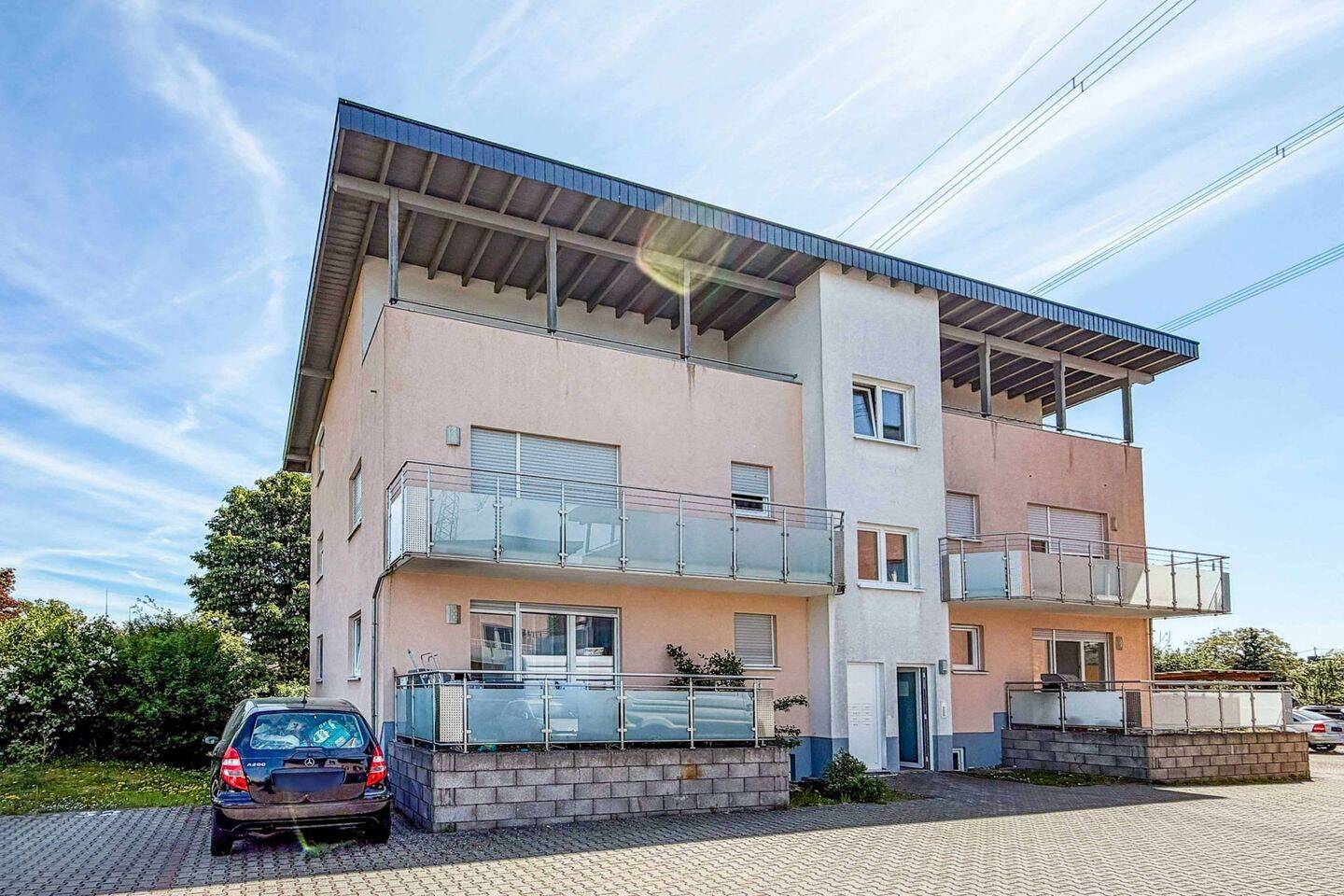 Vermietete und perfekt geschnittene 3-Zi.-Whg. mit Balkon in ruhiger Lage von Koblenz-Wallersheim, 56070 Koblenz