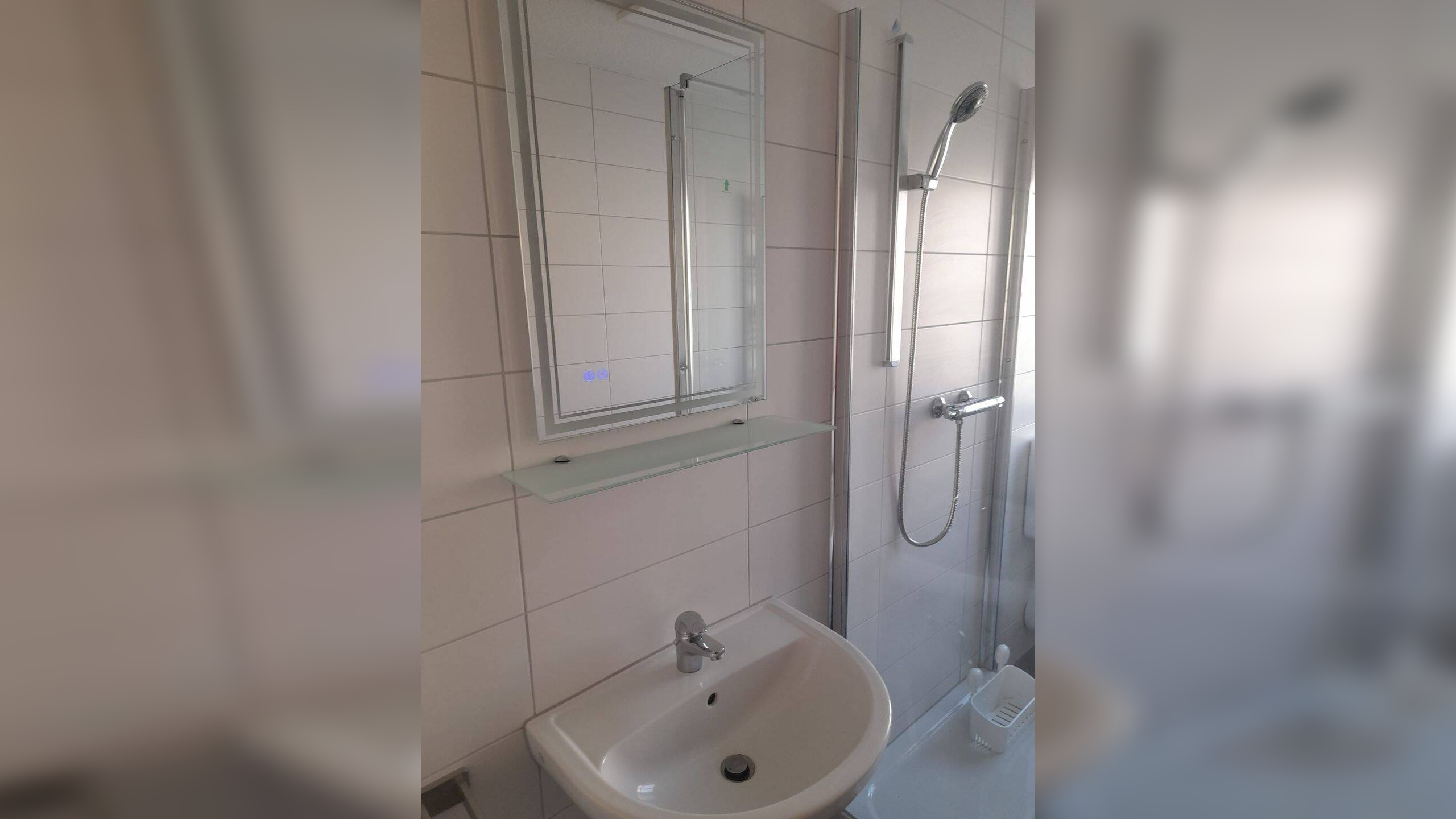 Sanierte Wohnung zur Miete – 6246 Bad Lauchstädt – Vorschaubild 3