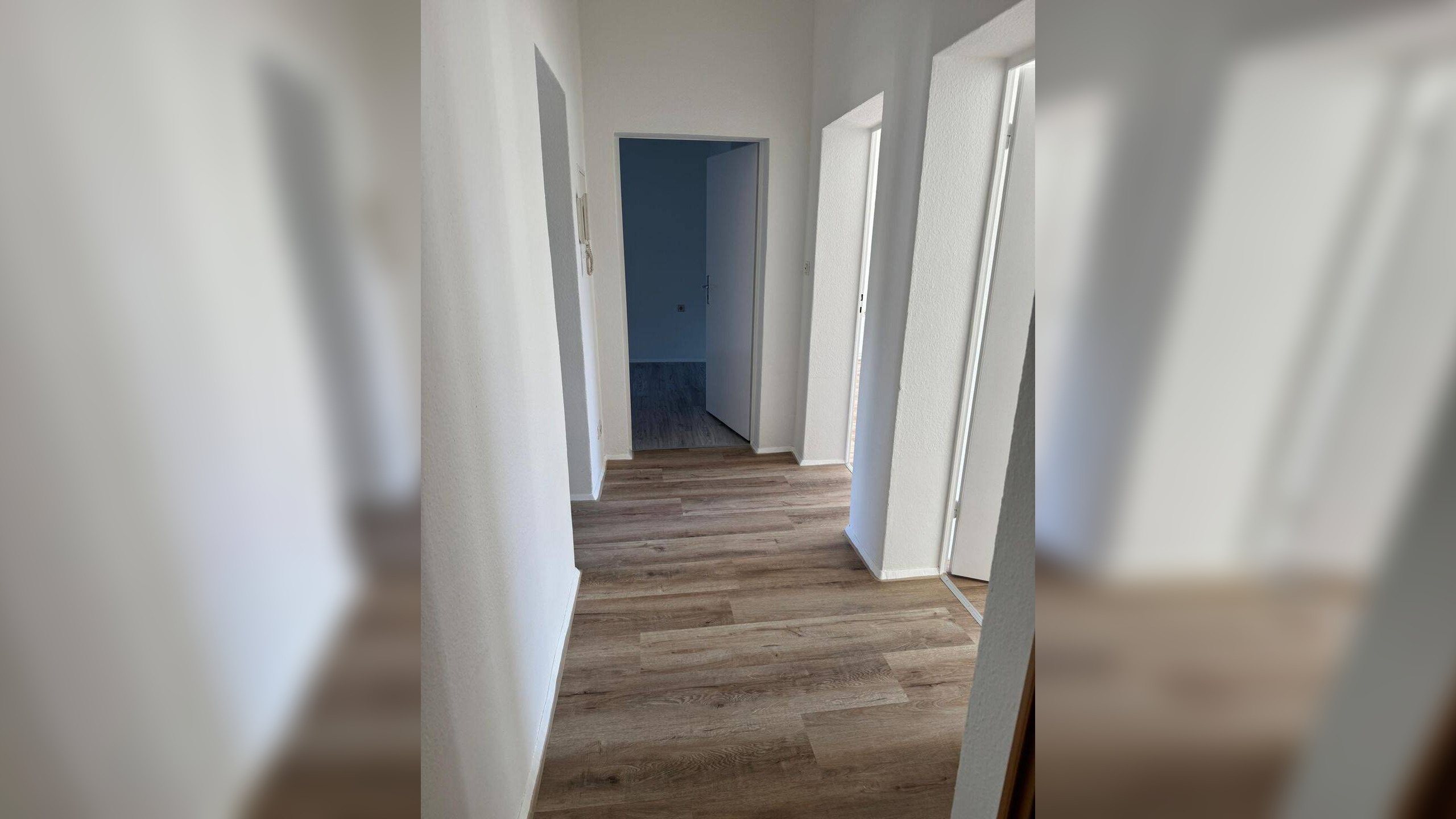 Sehr schöne 3 Raum Wohnung mit Balkon, Bad mit Dusche, Wanne – 6406 Bernburg (Saale) – Vorschaubild 5
