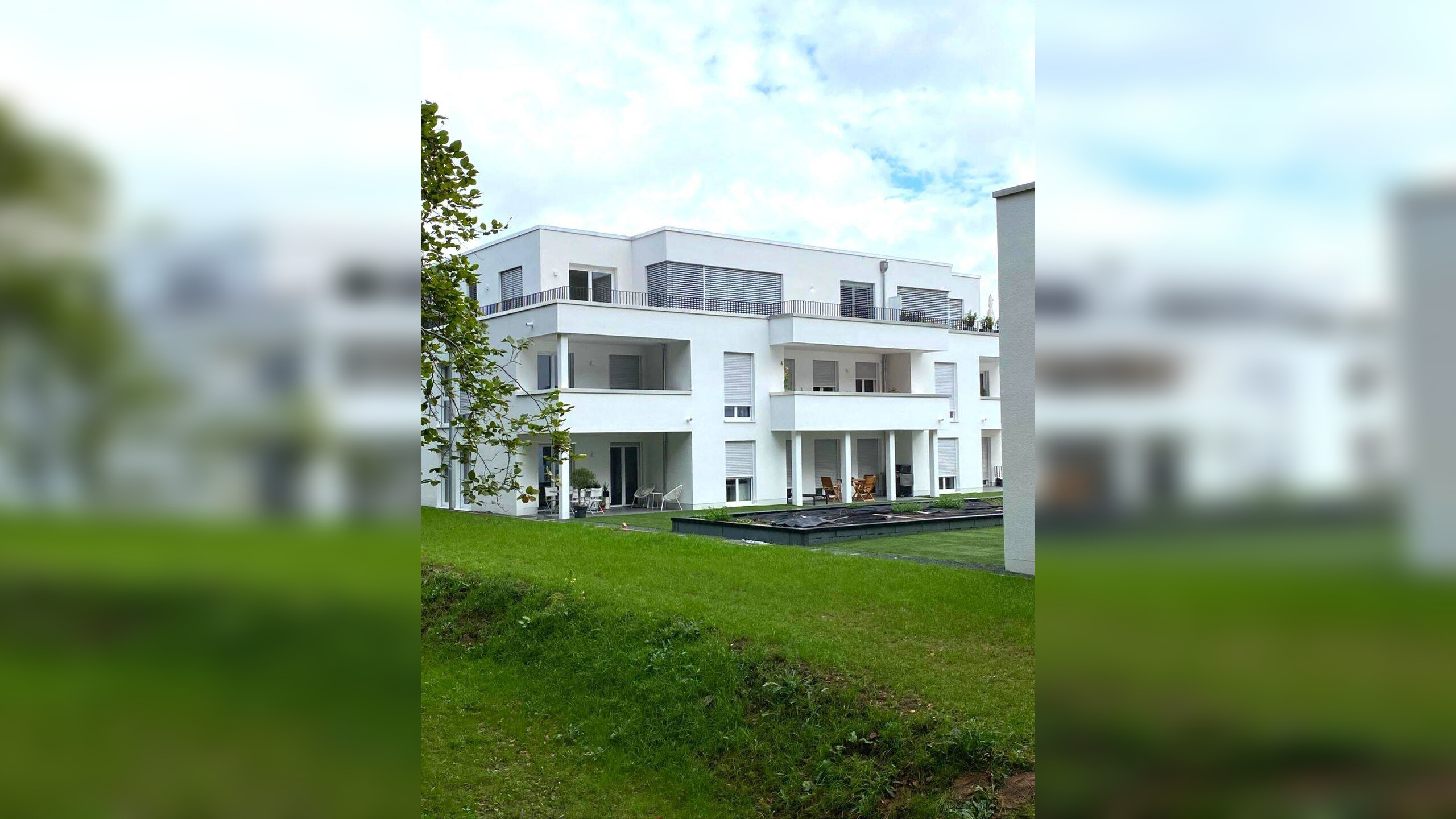 Neuwertige Erdgschoss – Wohnung mit 2 Zimmern und Balkon uninah zu vermieten ! – 66424 Homburg – Vorschaubild 3