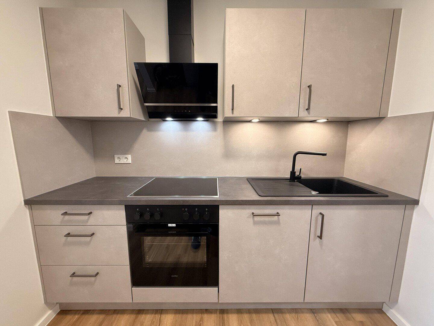 Erstbezug nach Renovierung – Moderne 3-Zimmer-Wohnung mit Balkon und traumhaftem Ausblick Saarlouis – 66740 Saarlouis – Vorschaubild 3