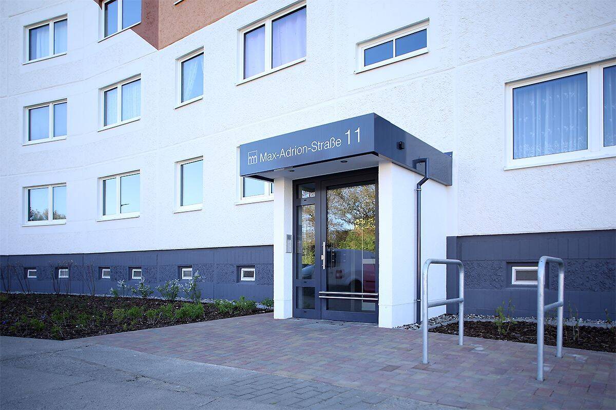 N E U modernisiert  – mit Wohn – Berechtigungs – Schein – 17034 Neubrandenburg – Vorschaubild 5