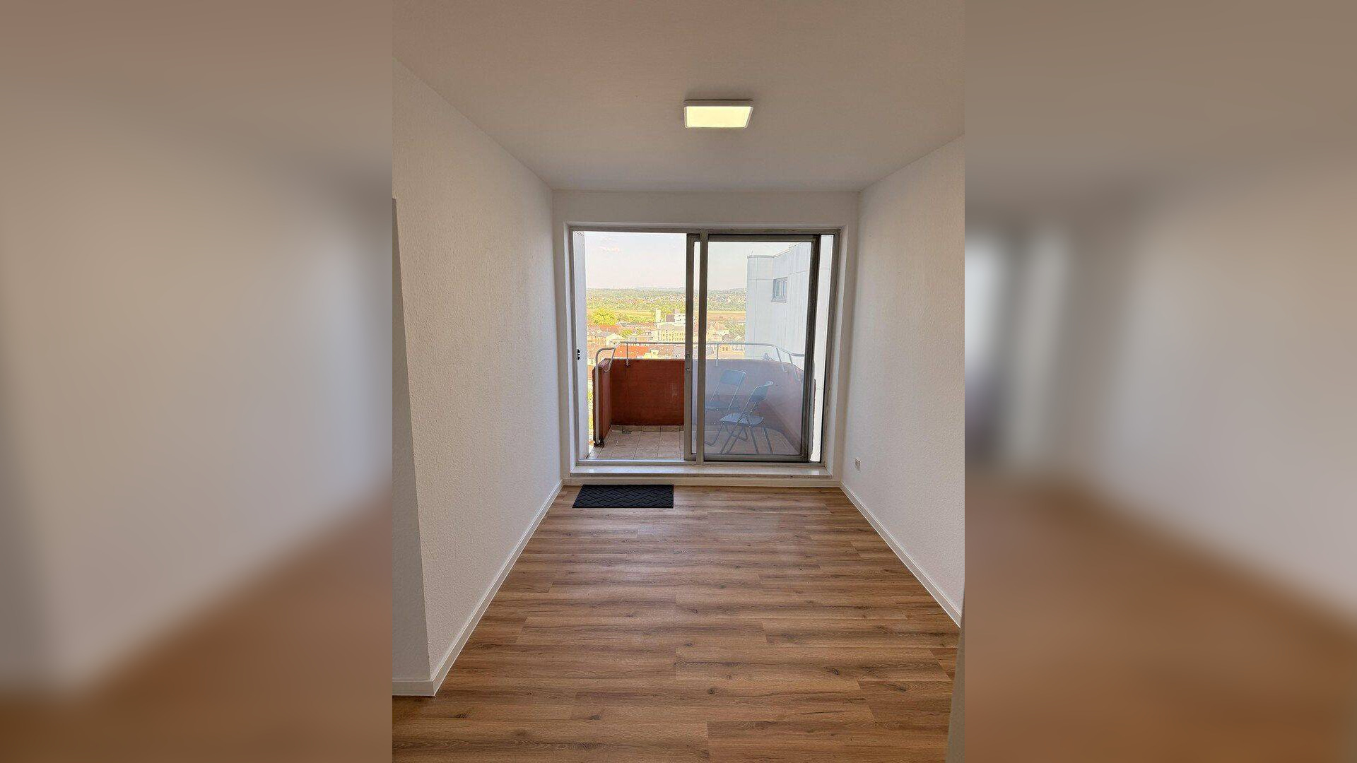 Erstbezug nach Renovierung – Moderne 3-Zimmer-Wohnung mit Balkon und traumhaftem Ausblick Saarlouis – 66740 Saarlouis – Vorschaubild 10