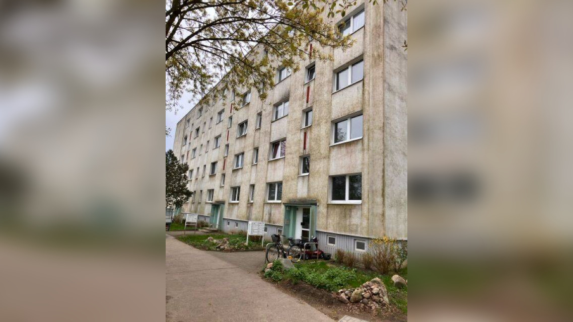 3-Raum Wohnung mit Badewanne und Balkon – 19063 Schwerin – Vorschaubild 3