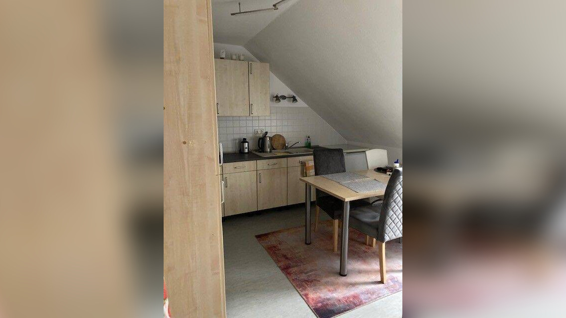 Gemütliches Dachgeschoss-Studio mit Balkon und Garagenstellplatz – 15806 Zossen – Vorschaubild 7