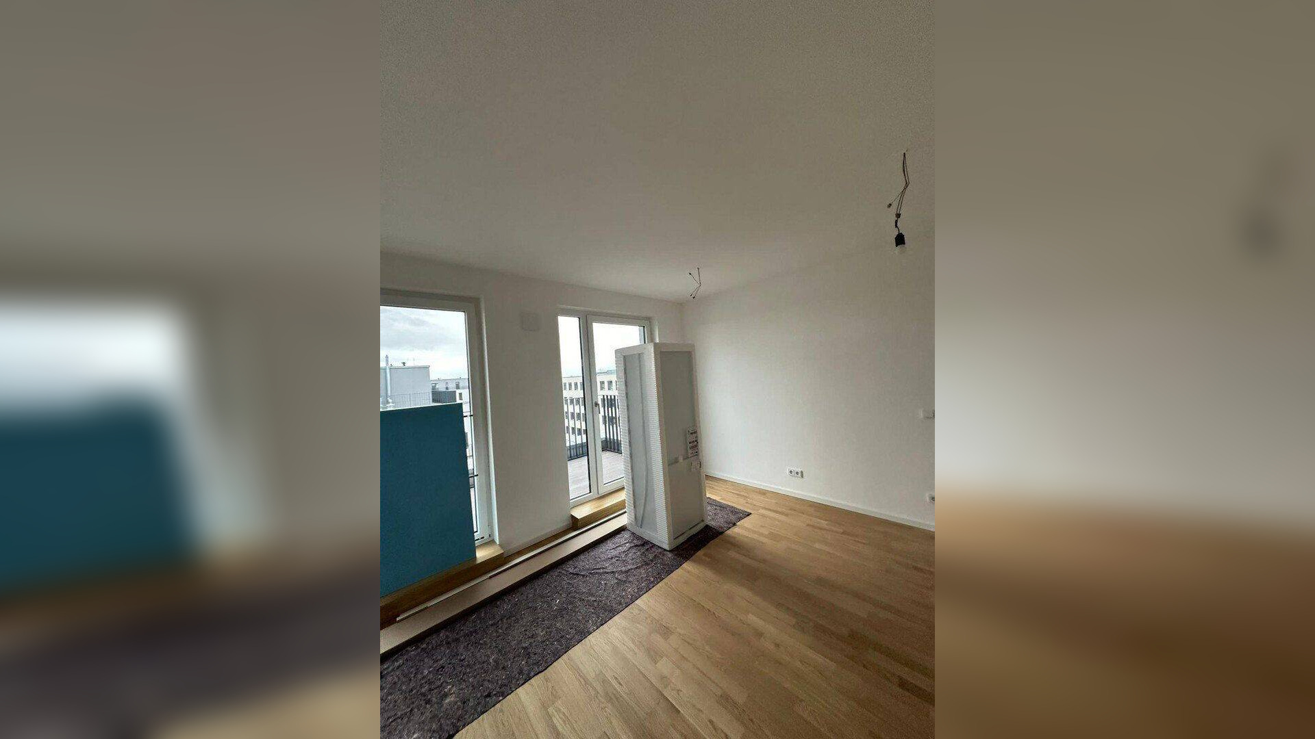 Penthouse Wohnung mit Dachterrasse EBK und E-Tiefgaragenstellplatz – 12529 Schönefeld – Vorschaubild 3