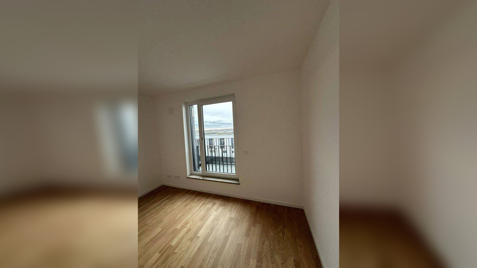 Penthouse Wohnung mit Dachterrasse EBK und E-Tiefgaragenstellplatz – 12529 Schönefeld – Vorschaubild 7