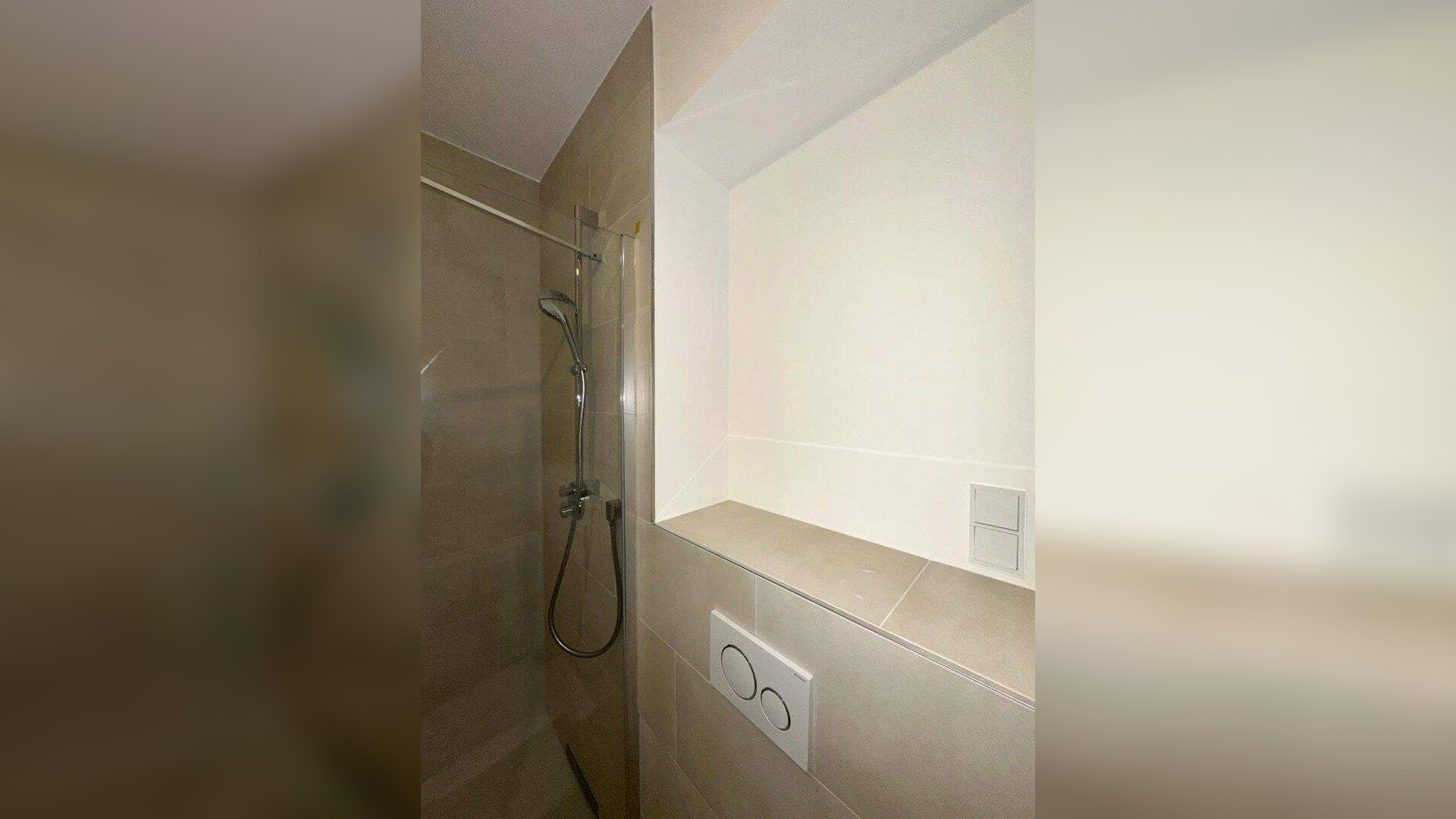 Penthouse Wohnung mit Dachterrasse EBK und E-Tiefgaragenstellplatz – 12529 Schönefeld – Vorschaubild 9