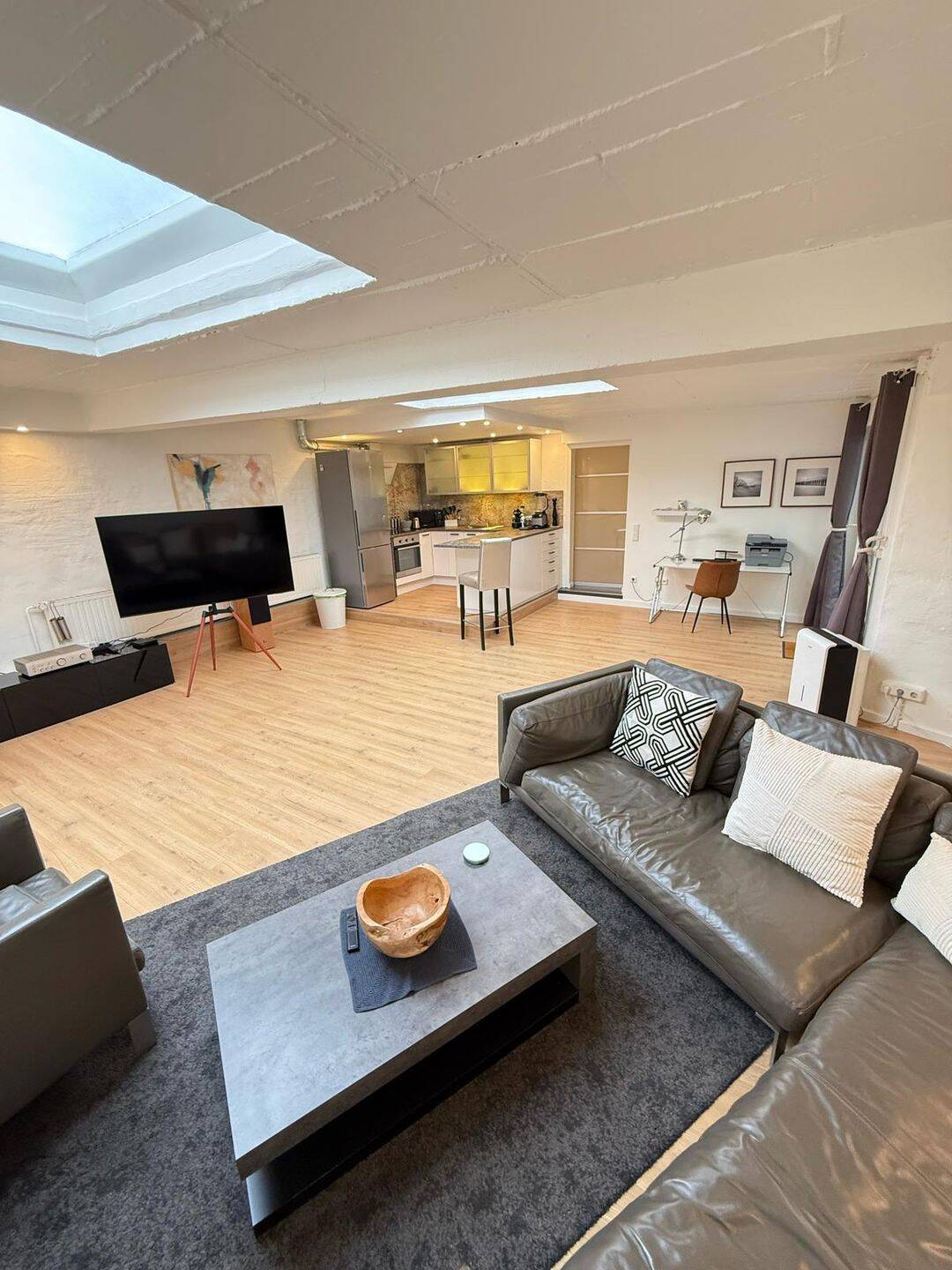 Stylisches Loft in Pempelfort mit Klimaanlage – 40211 Düsseldorf – Bild 1 von 1