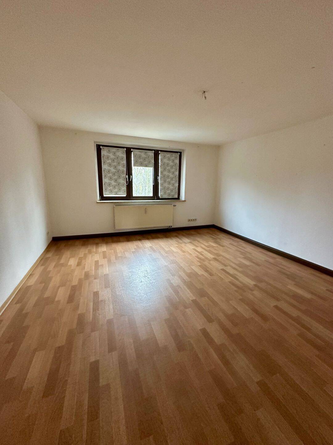 Geräumige 4-RW in ruhiger Lage zu vermieten!, 6295 Eisleben