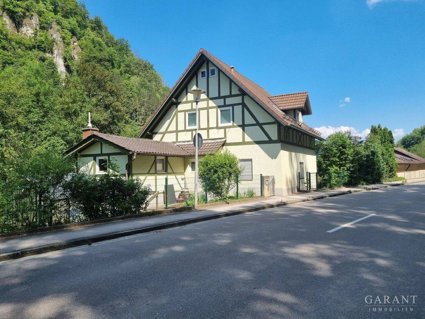 „Nicht perfekt“ – aber voller Charakter. Ein Natursteinhaus mit Geschichte und vielen Möglichkeiten, 85110 Kipfenberg