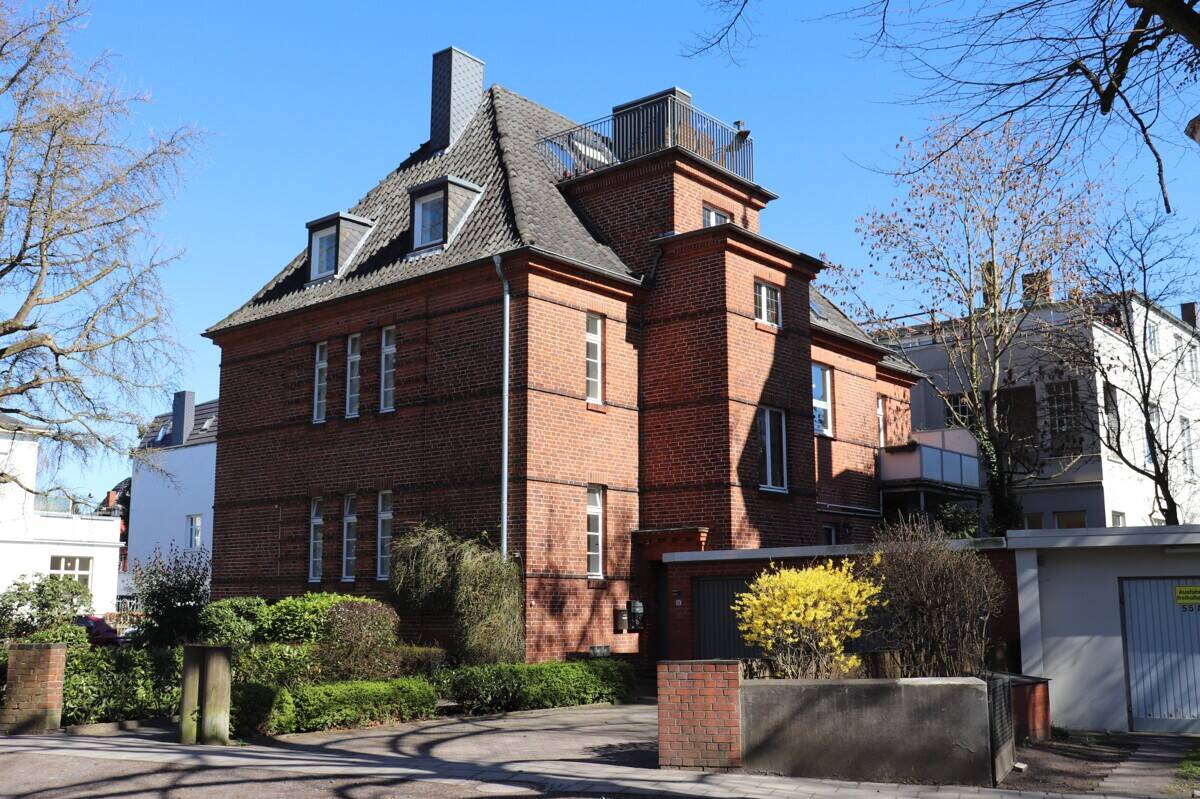 Prestige in St. Jürgen: Klassisches Mehrfamilienhaus in begehrter Lage von Lübeck! OTTO STÖBEN!, 23564 Lübeck (Sankt Gertrud Sankt Jürgen)