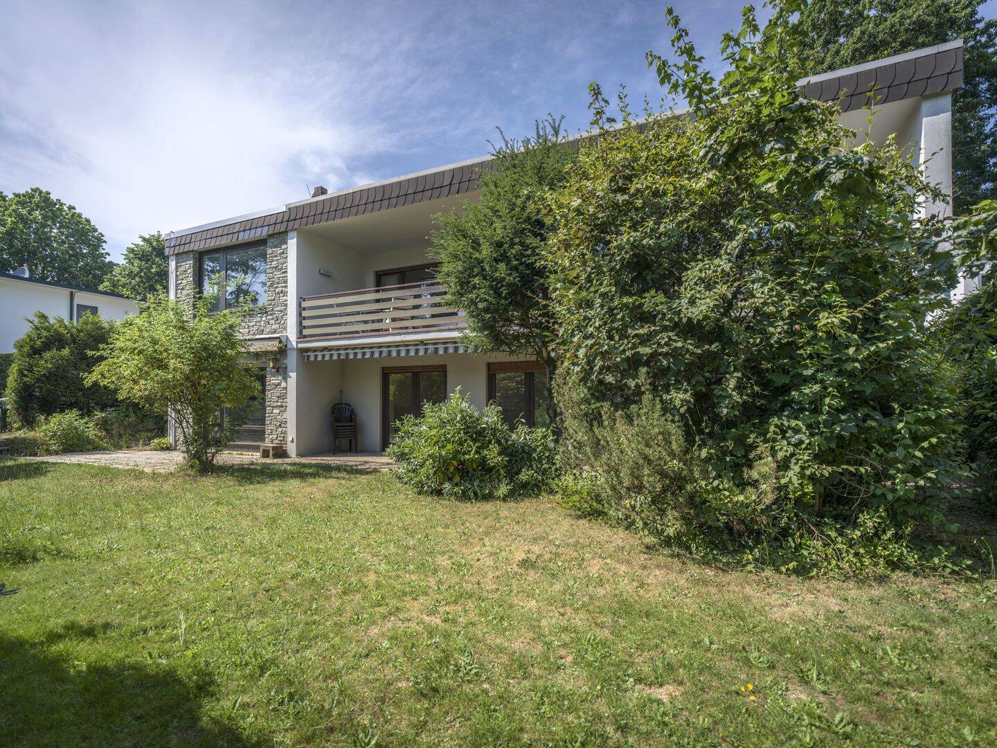 Großzügiges Wohnen in Bestlage Georgenborn, 65388 Schlangenbad