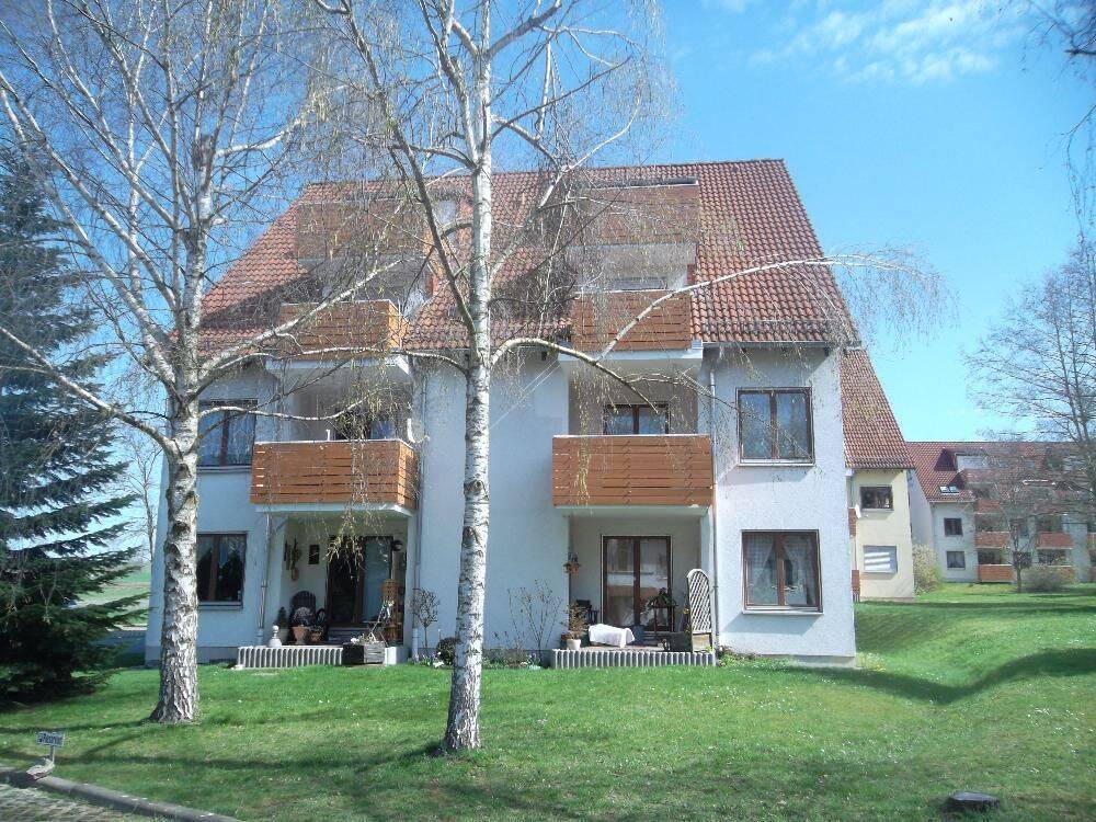 Großzügige 3-Raum-Wohnung mit Balkon in Glauchau-Niederlungwitz, 8371 Glauchau