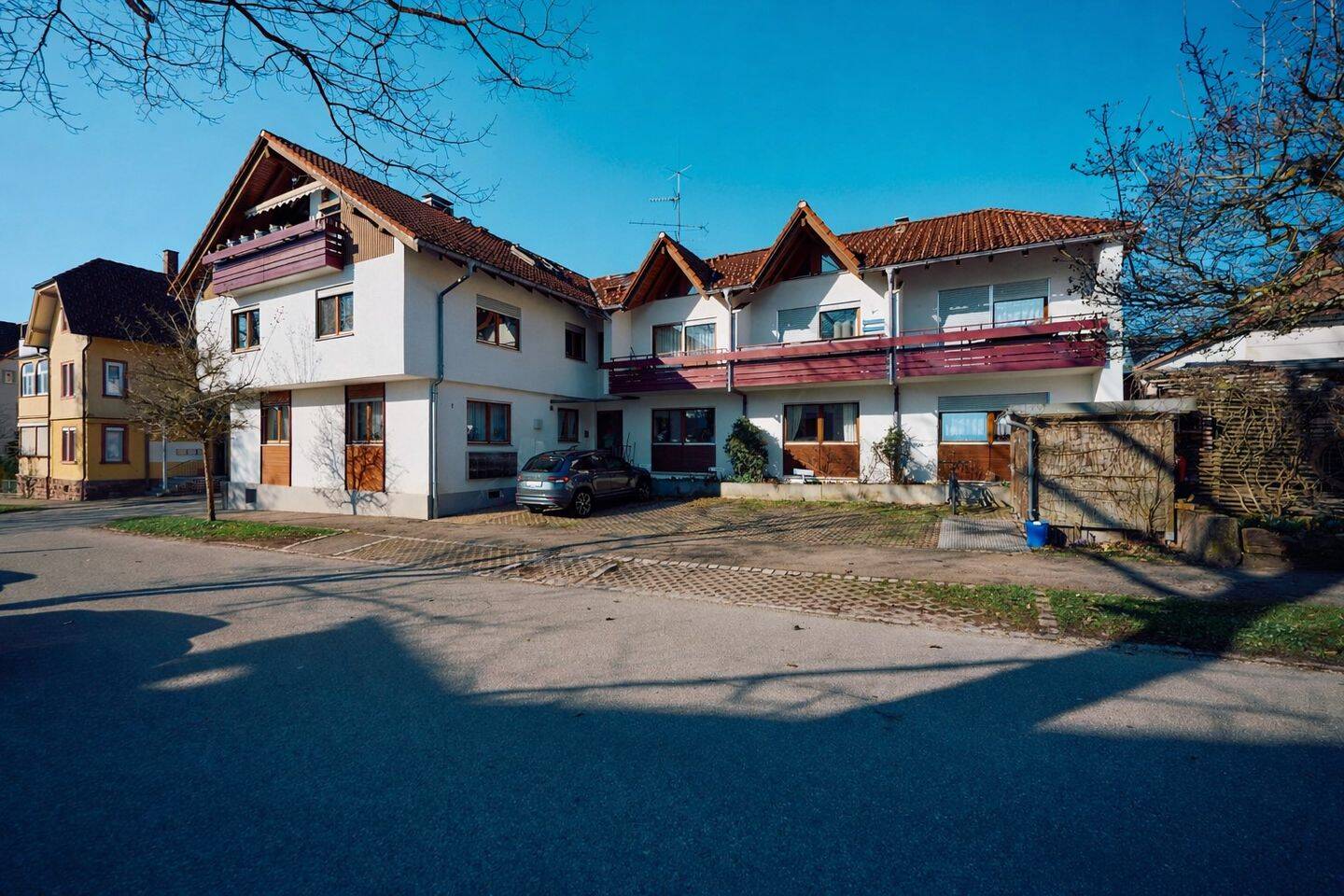 Großzügiges Wohnen auf zwei Ebenen in Königsfeld im Schwarzwald, 78126 Königsfeld im Schwarzwald