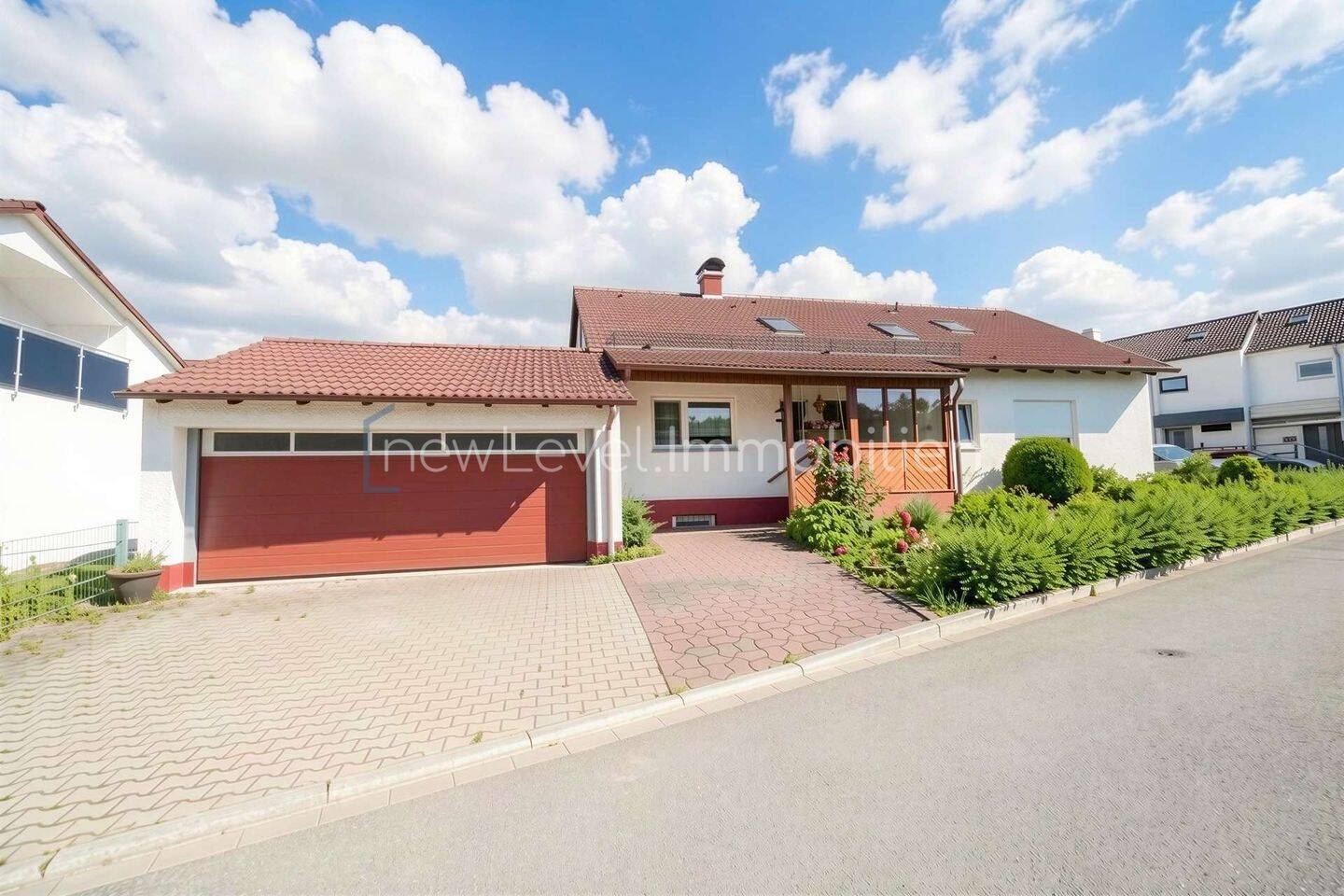 Familienparadies in ruhiger Lage mit Wintergarten, Sauna und großem Garten, 89179 Beimerstetten