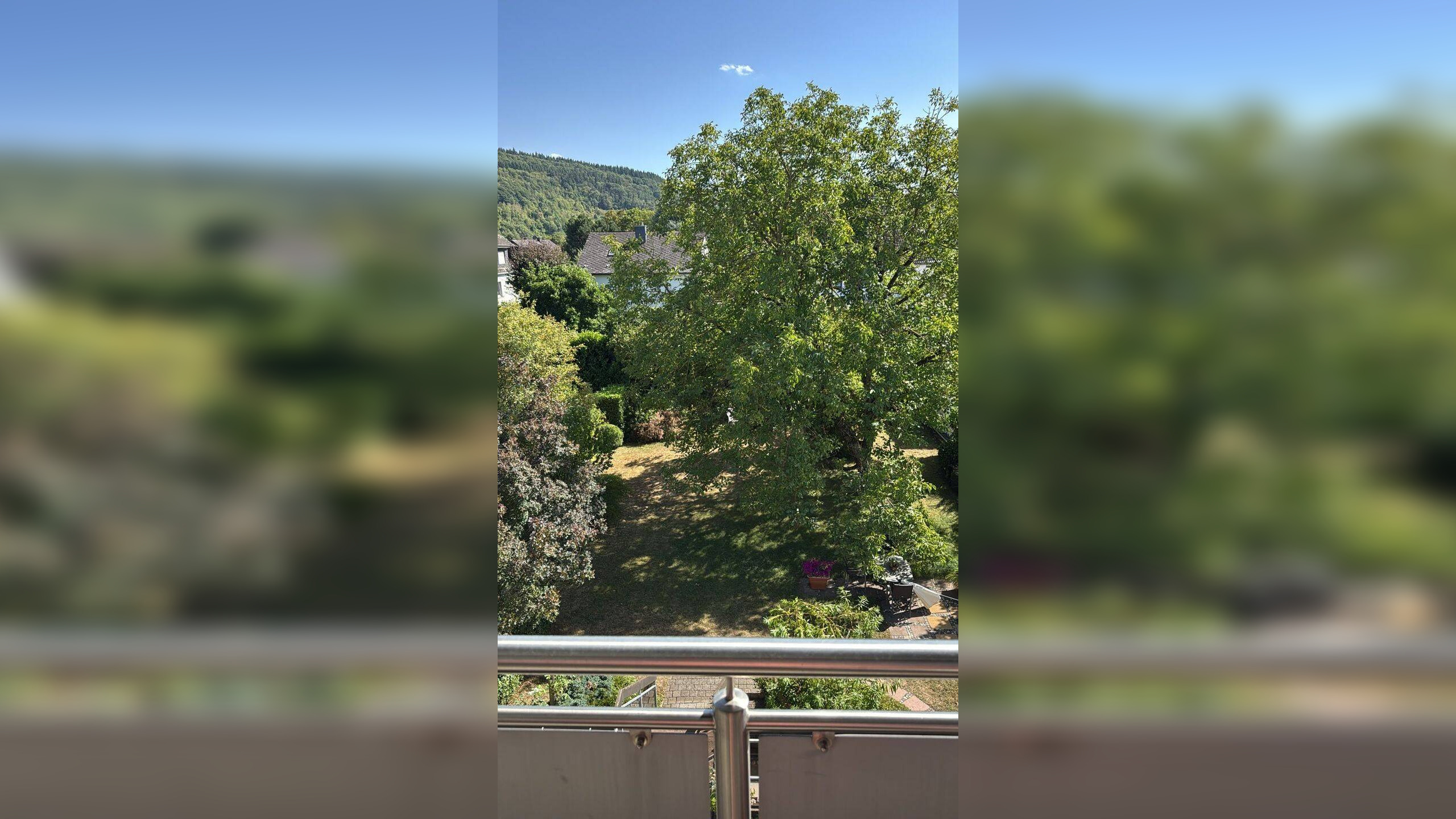 Ruhige 2,5-Zimmer-Wohnung mit schöner Aussicht, großem Balkon und guter Anbindung nach Luxemburg in Trier-Pfalzel zu vermieten – 54293 Trier – Vorschaubild 2