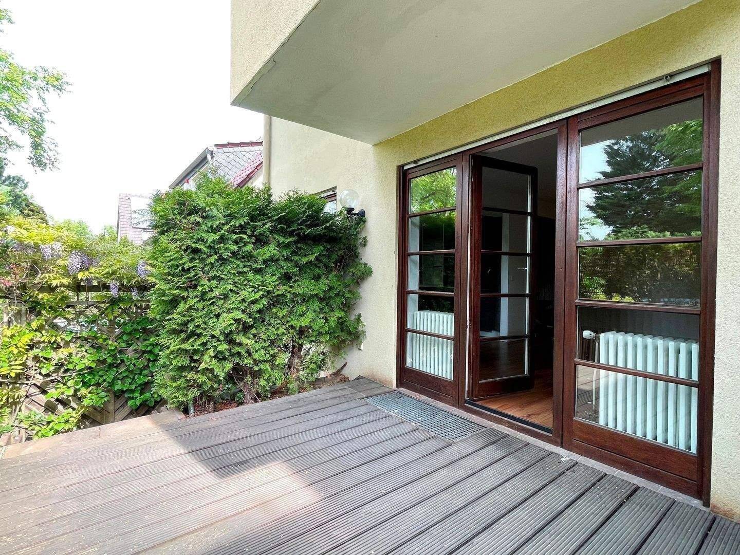 WOHNEN AUF 3 EBENEN ….mit Terrasse, eigenem Garten und Tiefgarage! – 12209 Berlin – Vorschaubild 4