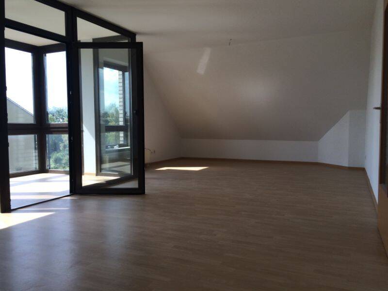 Zentrale 2-Zimmer-Wohnung mit verglaster Loggia – WBS erforderlich! – 33647 Bielefeld – Vorschaubild 2