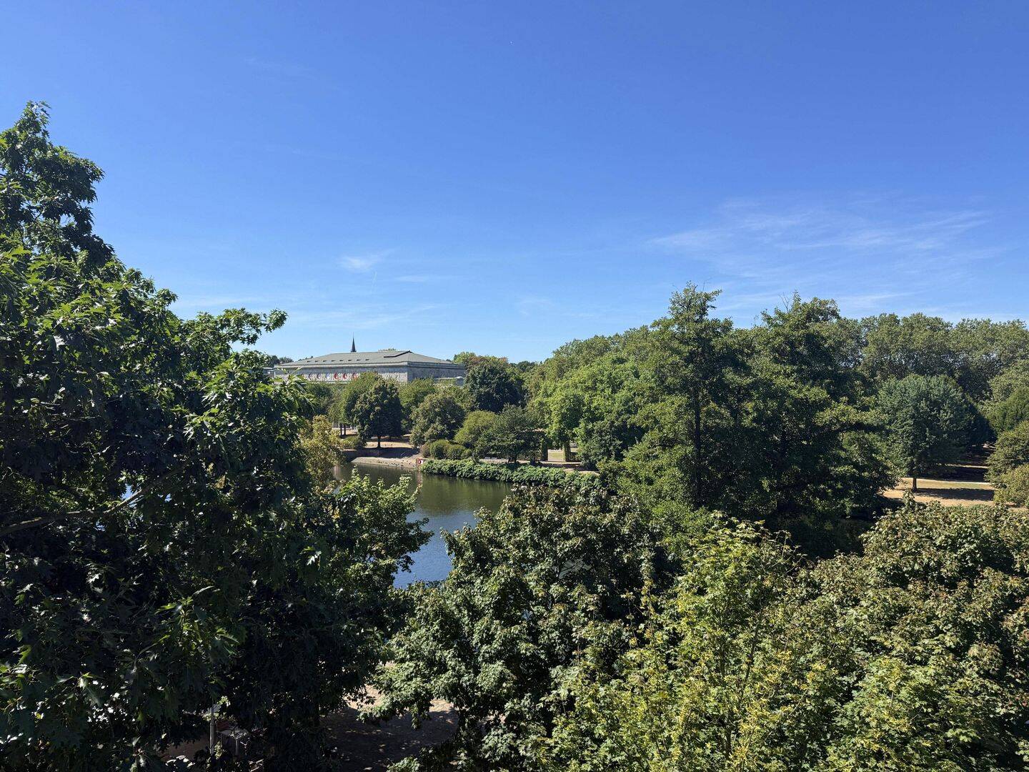 High Class. Wohnen mit Blick auf die Ruhr – vollmöbliert für drei Jahre – 45468 Mülheim an der Ruhr – Vorschaubild 5