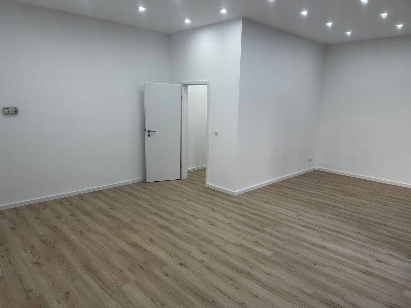 Laden 42qm Ladenlokal in TOP LAGE Gelsenkirchen Cranger Str. – 45891 Gelsenkirchen – Vorschaubild 5