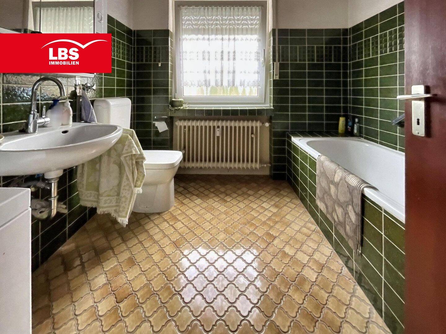 Gepflegte Wohnung mit Parkett, Balkon und Stellplatz in Dortmund Wickede – 44319 Dortmund – Vorschaubild 8