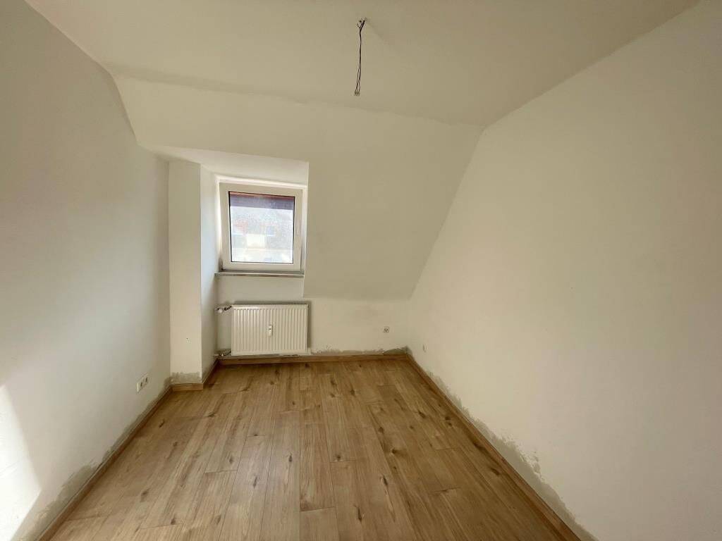 Attraktive 2-Zimmer-Wohnung mit neuem Bad in Menden Platte Heide – 58708 Menden (Sauerland) – Vorschaubild 3
