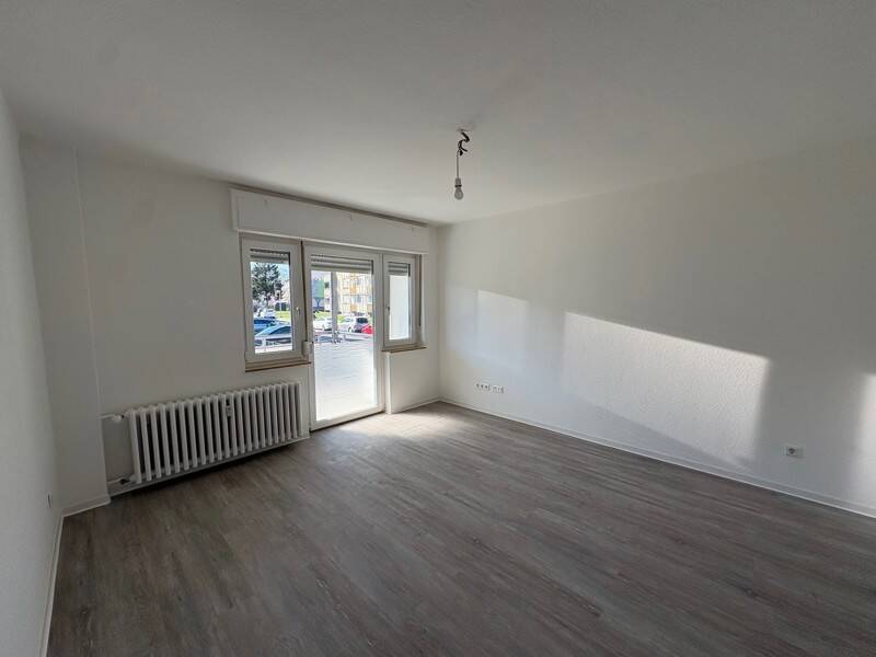 Einziehen und wohlfühlen – attraktive 3-Raum-Wohnung – 45327 Essen – Vorschaubild 2