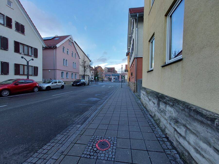 Gemütliche Dachgeschosswohnung für eine oder 2 Personen im Zentrum von Feuerbach – 70469 Stuttgart – Vorschaubild 2