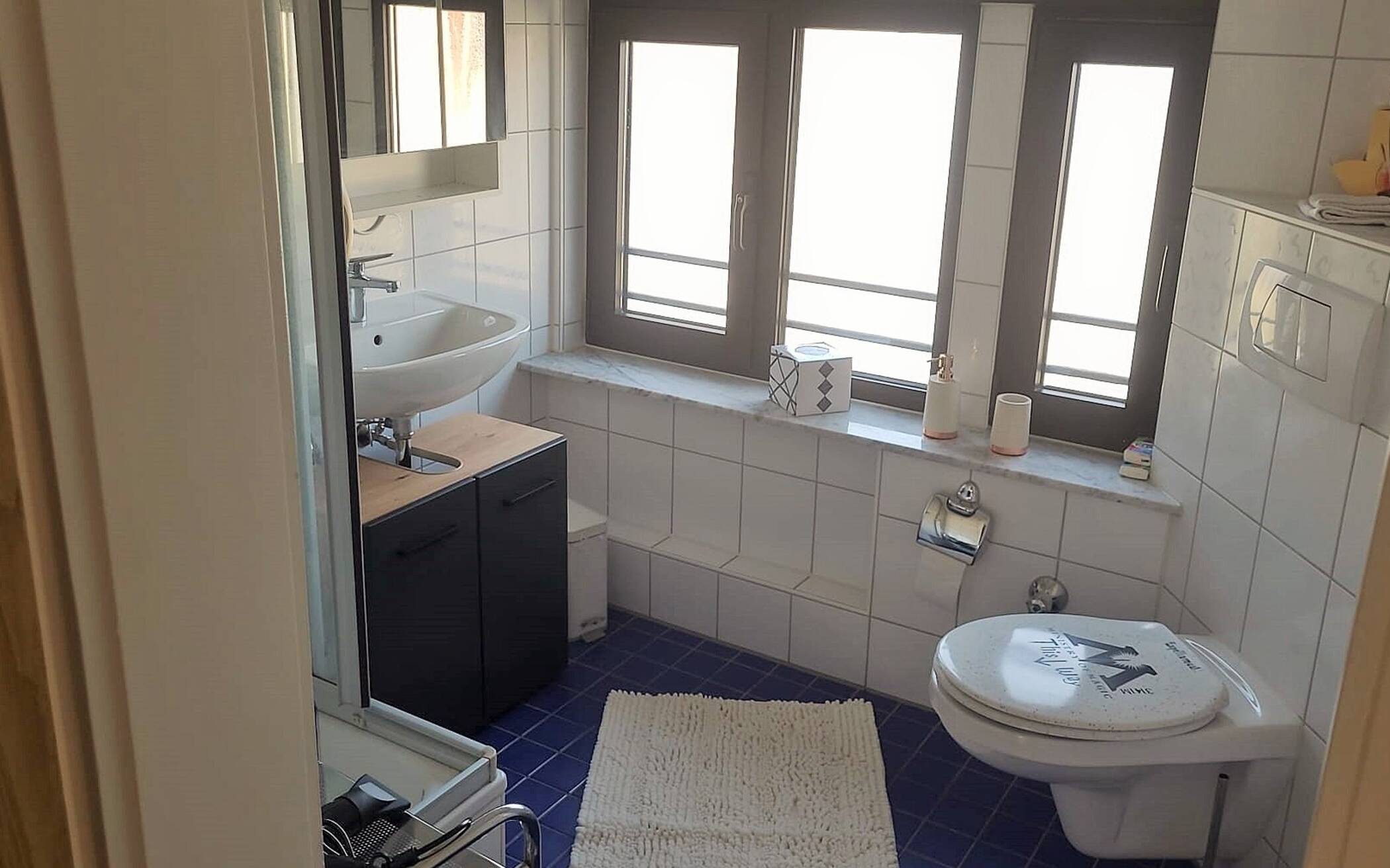 Zeitwohnen Stuttgart Zuffenhausen in dieser möblierten Wohnung – 70435 Stuttgart – Vorschaubild 7