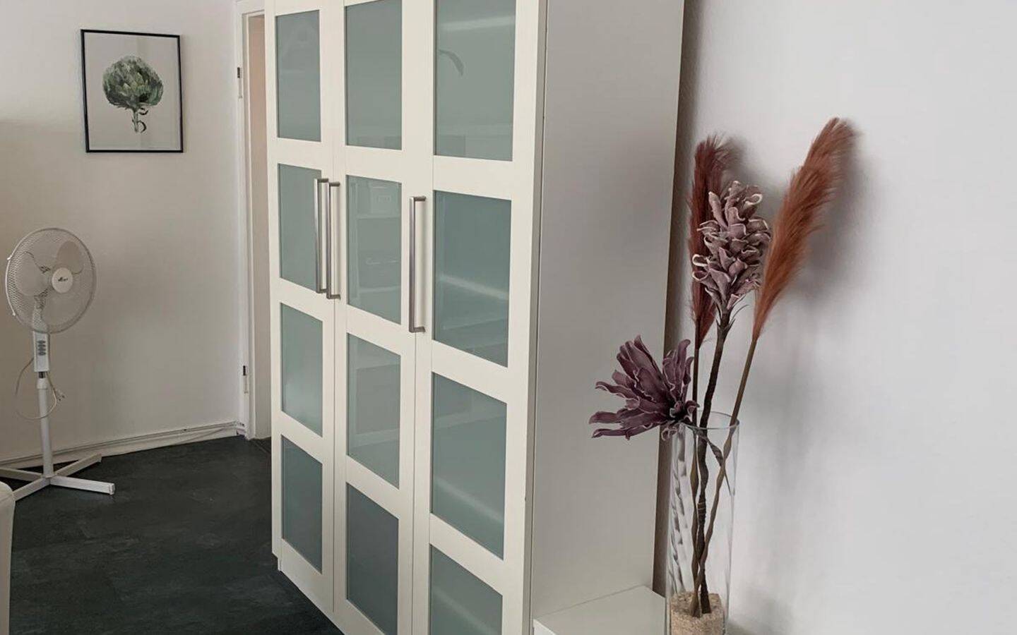 Möblierte Wohnung Stuttgart Zentrum – Wohnen auf Zeit ab1 Monat – 70182 Stuttgart – Vorschaubild 6
