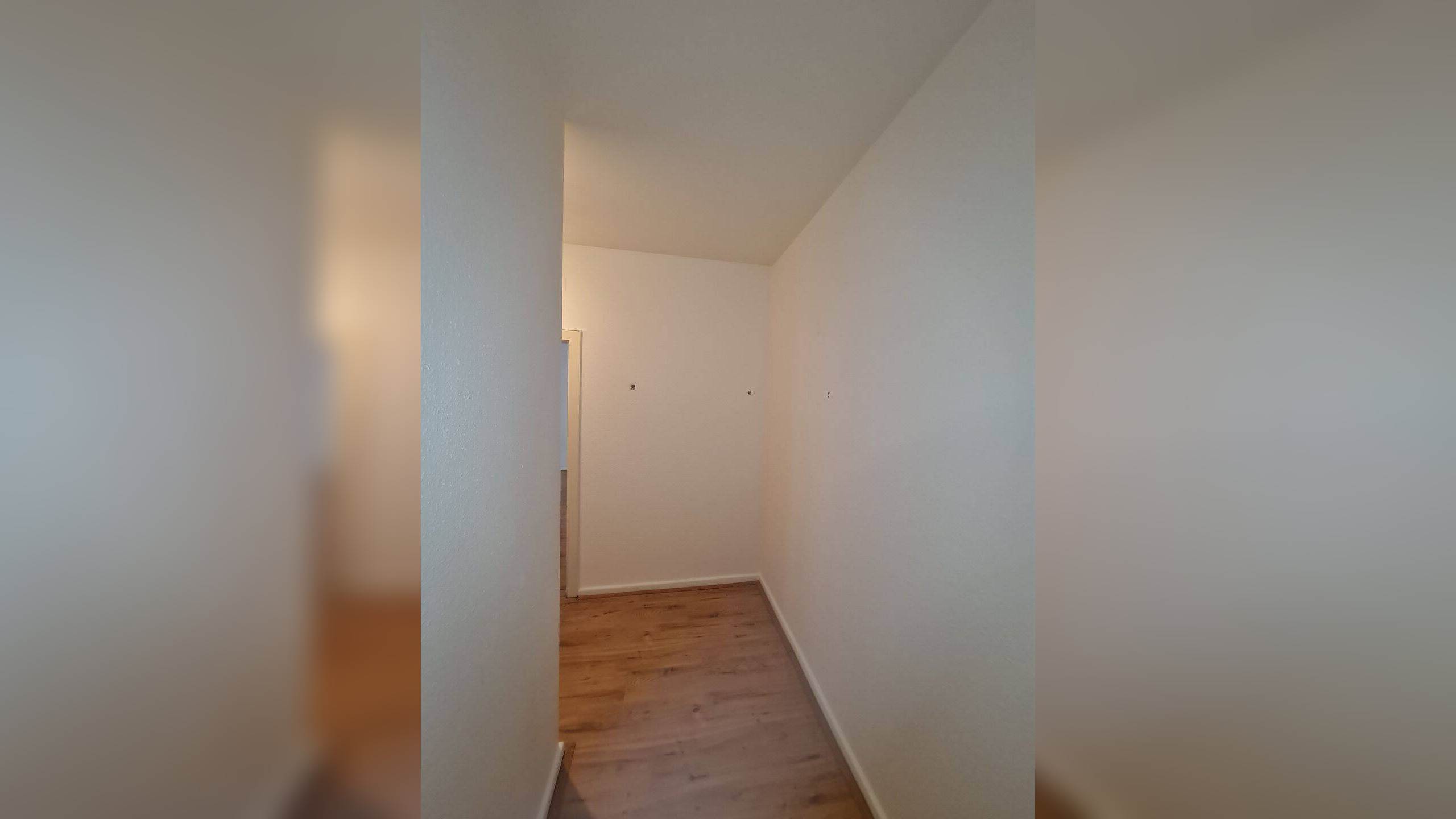Ruhige 1-Zimmer-Wohnung in Toplage auf der Wilhelmstraße – 65183 Wiesbaden – Vorschaubild 2