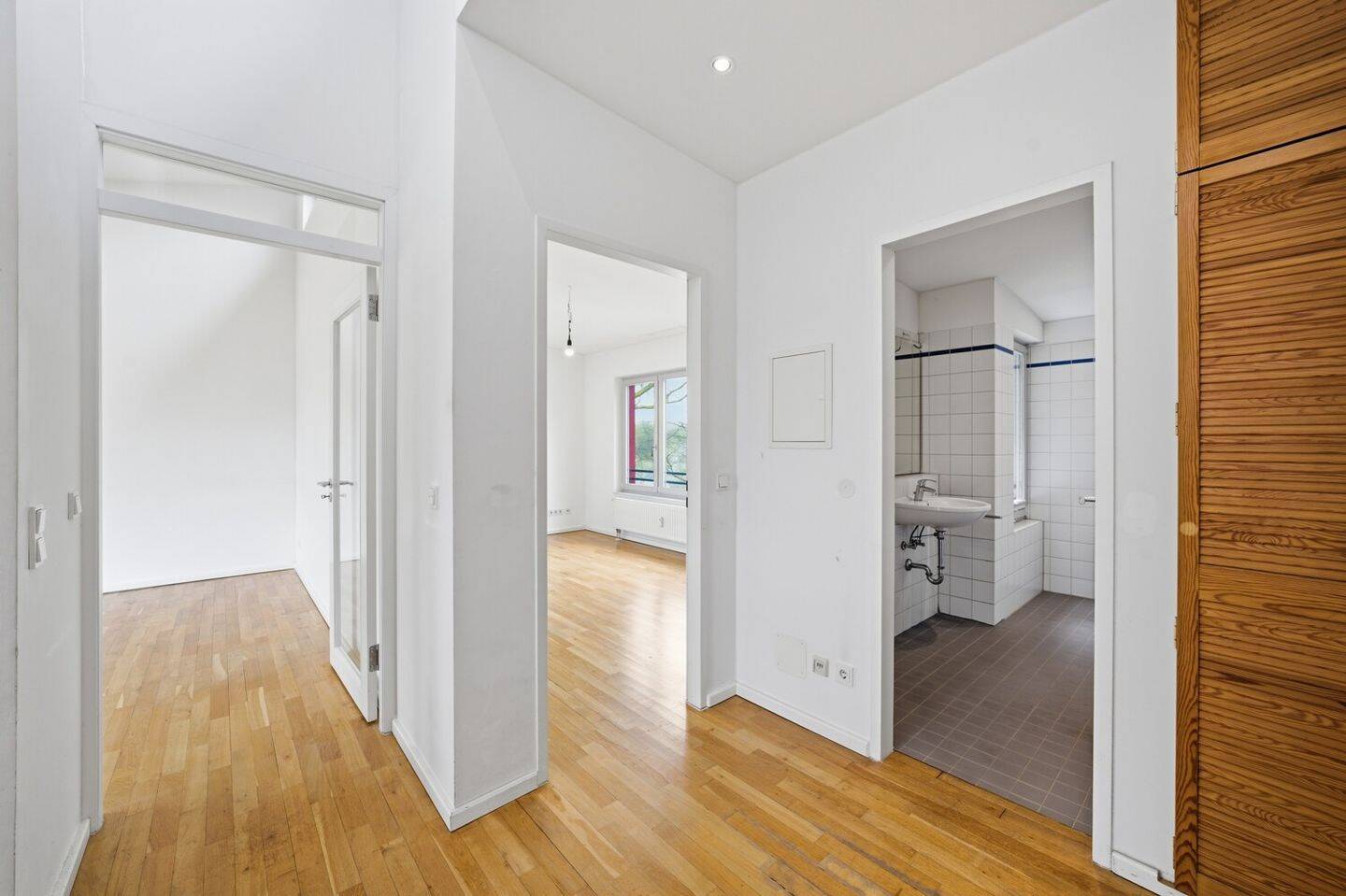 Viel Platz. Viel Licht. Viele Möglichkeiten – Großzügige 5-Zimmer-Wohnung – 14165 Berlin – Vorschaubild 7