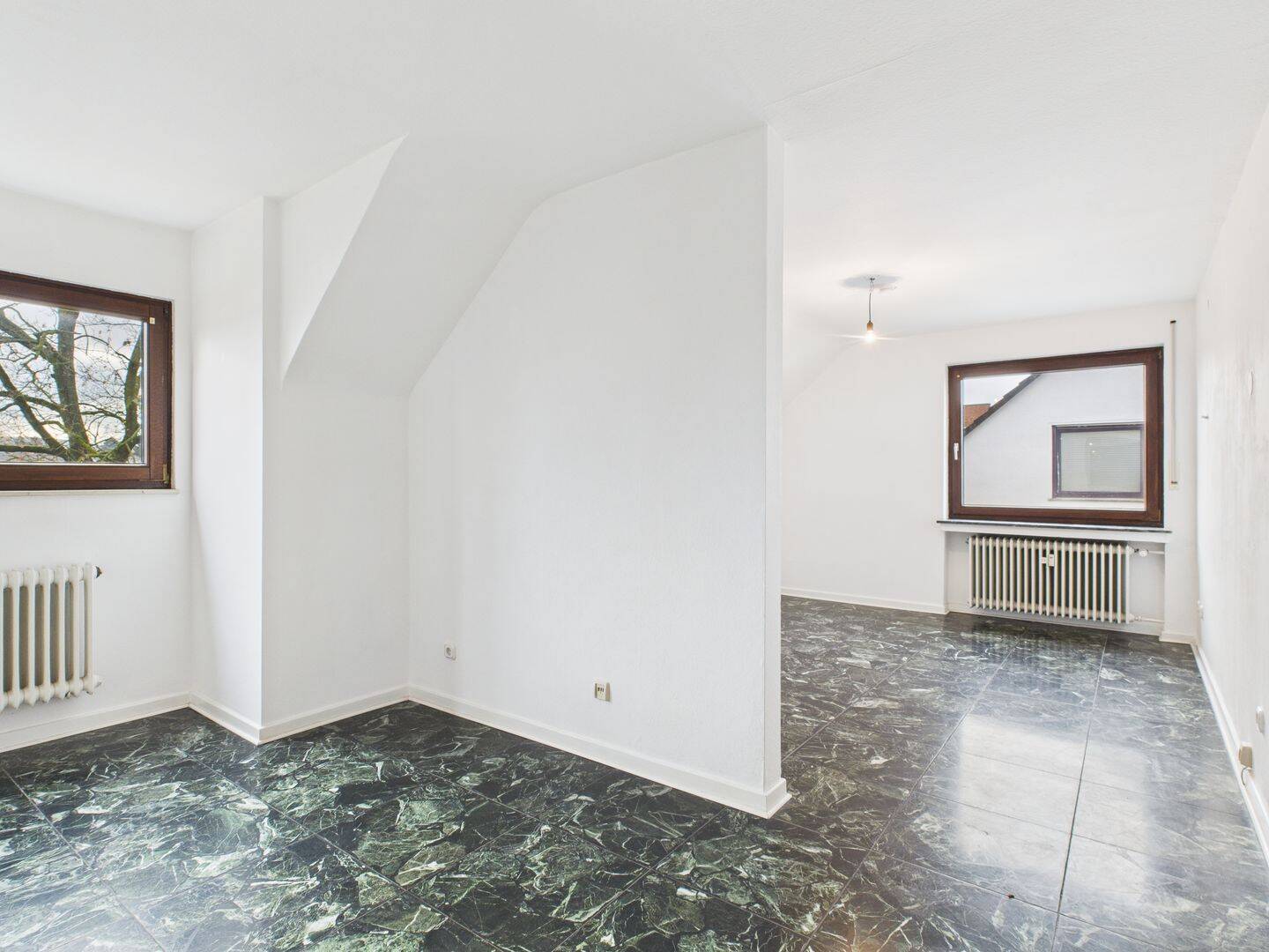 Charmante, helle 3-Zimmer-Dachgeschosswohnung in Sankt Augustin-Hangelar. – 53757 Sankt Augustin – Vorschaubild 6