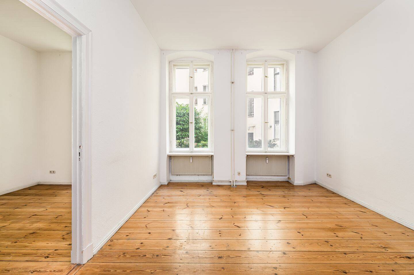 Charmante Altbauwohnung mit idyllischem Hofblick & eigener Terrasse – 10715 Berlin – Vorschaubild 2