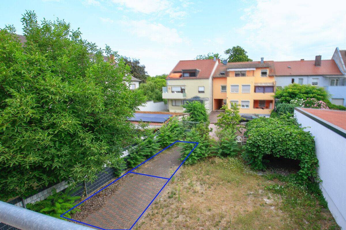 Modernes, riesiges Familienglück (Bj.2006) ,Fußbodenheizung, Garten und ausreichend Stellplätzen – 67065 Ludwigshafen am Rhein – Vorschaubild 9